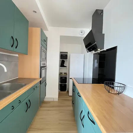 Duplex Lumineux à St-brevin, Proche Et Commerces, Parking Fermé, 2/3 Pers - Fr-1-364-151 Apartamento